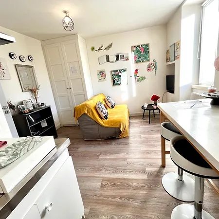 Apartment Le Cosy, Acces Terrasse De L'etablissement